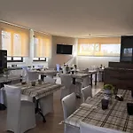 Brixellum Otel
