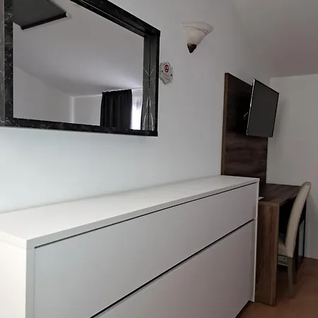 Hotel Brixellum