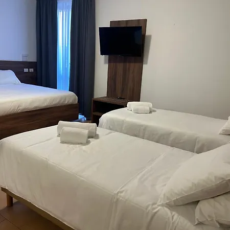Brixellum Hotel 3*