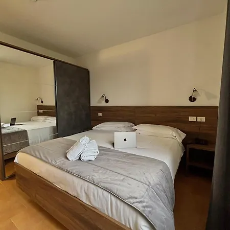 Hotel Brixellum 3*